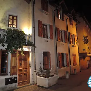 Lofts And Lakes Appartement